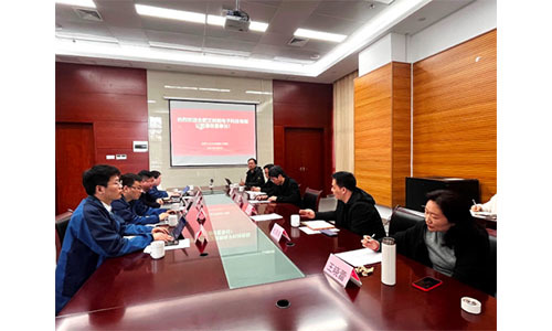 請(qǐng)進來(lái) 走出去(qù) 校(xiào)企深入洽談産學研合作(zuò)