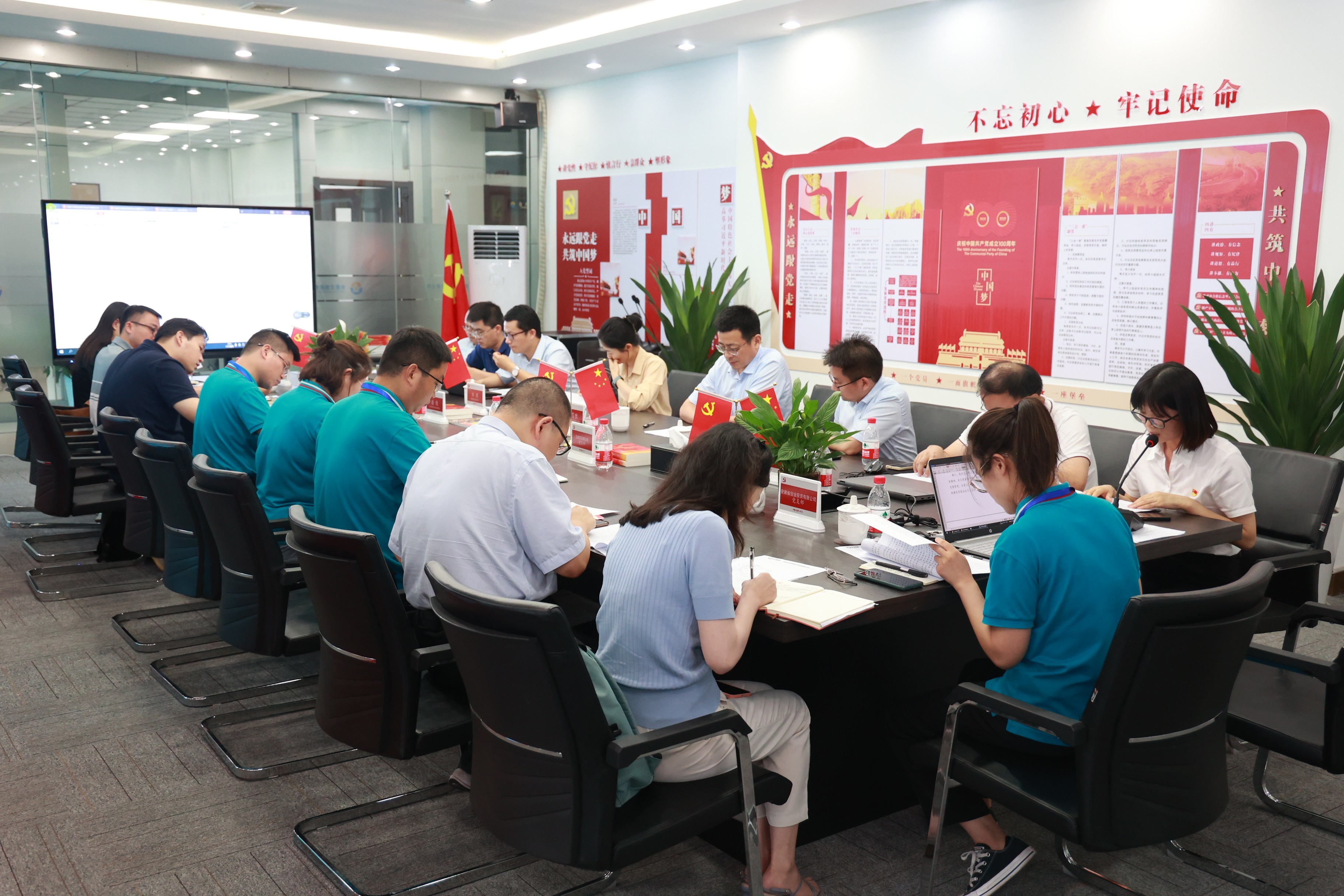 喜訊！艾創微(wēi)黨支部獲2022年(nián)度縣級“五抓五送”活動獎