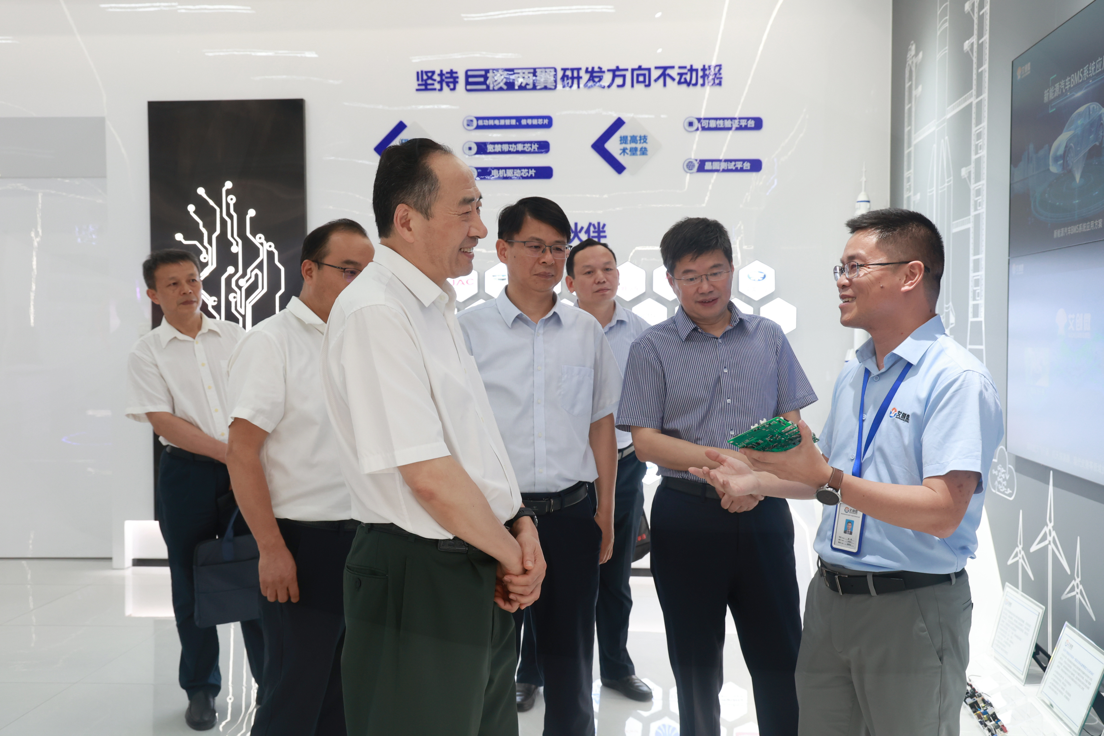 圖片名稱 圖片名稱
